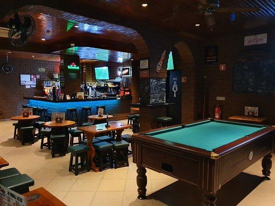 Eddys Bar & Restaurante